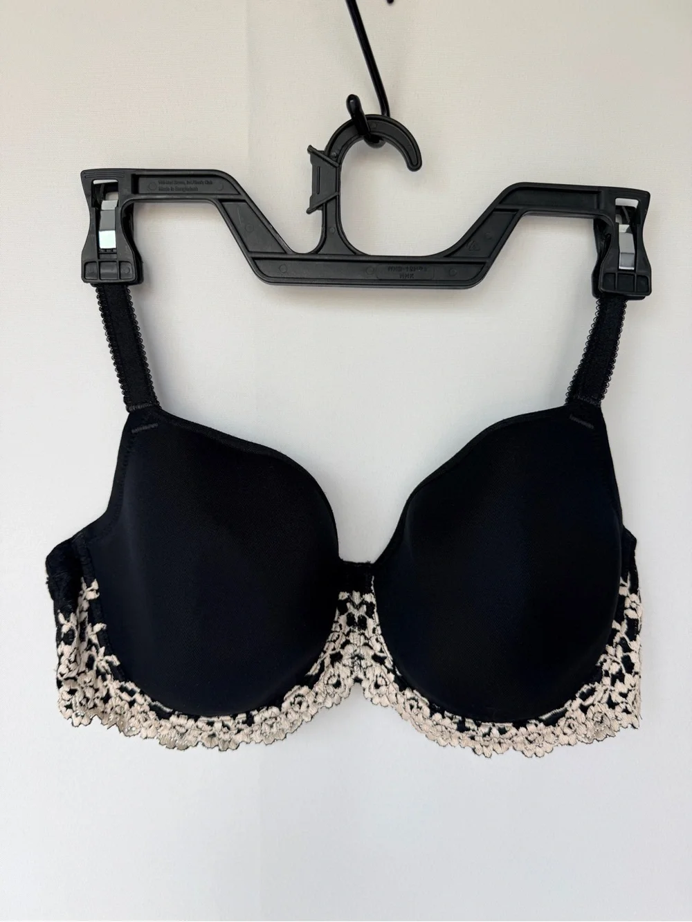 Wacoal Embrace Lace T-Shirt Bra 38DD – Black Underwire Seamless Lace Trim